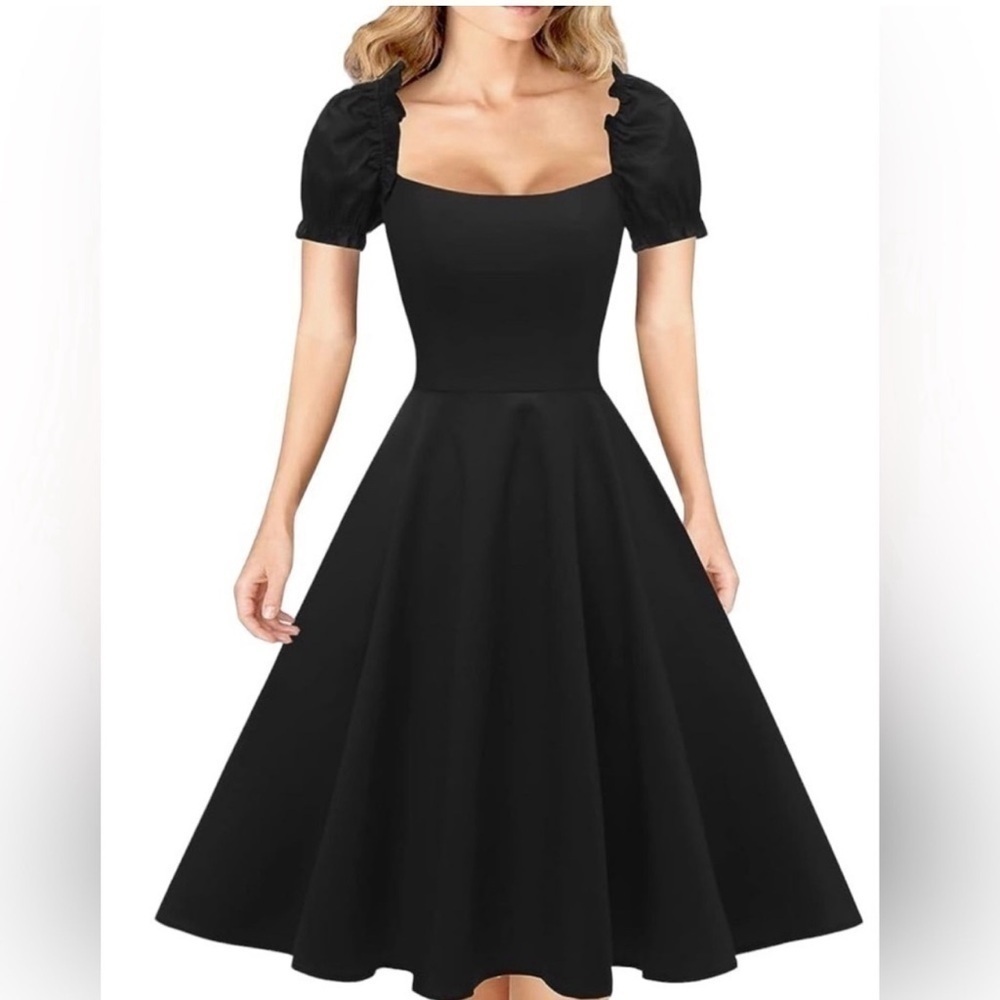 Women's Black Puff Short Sleeve Cocktail Dress. Size: L